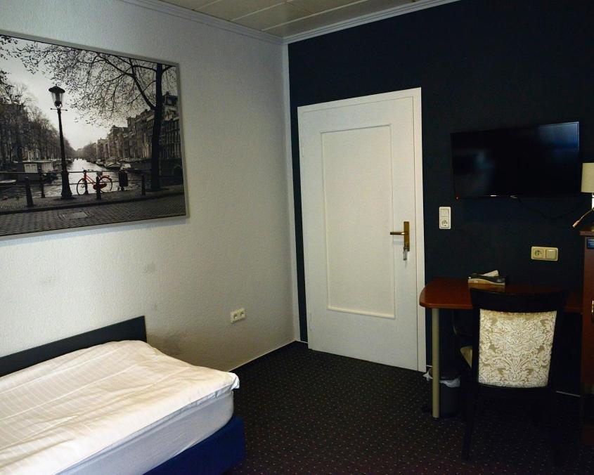 Hotel-Nachtwaechter Унна Екстер'єр фото